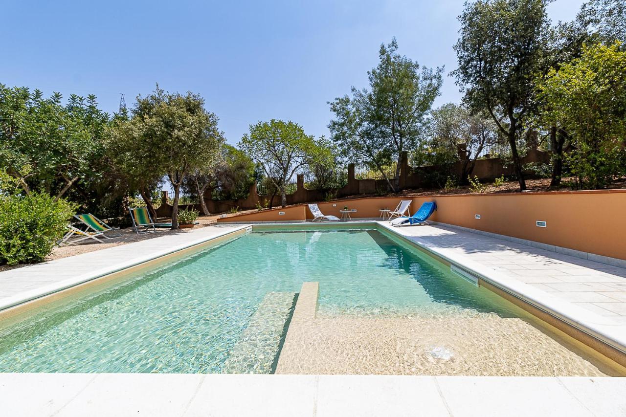 Villa Caterina La Maddalena  المظهر الخارجي الصورة