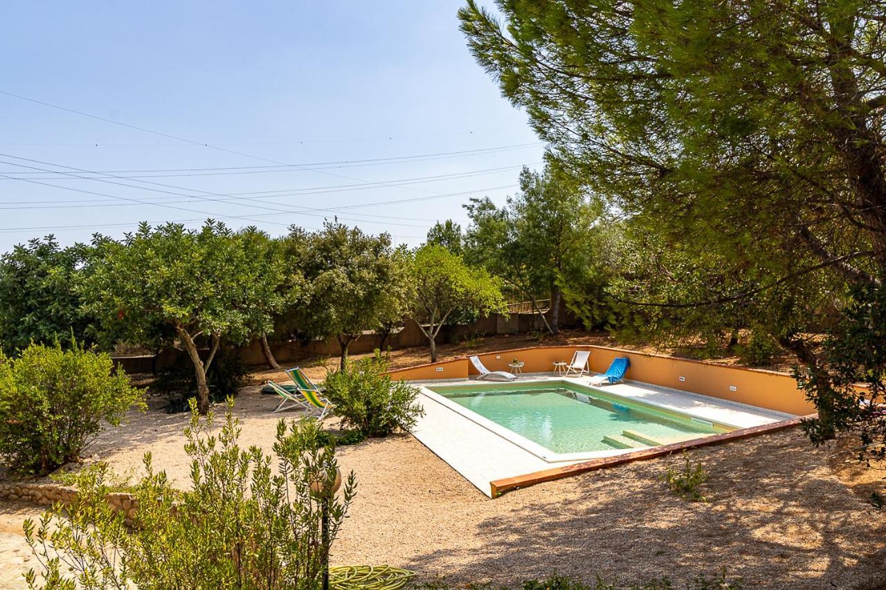 Villa Caterina La Maddalena  المظهر الخارجي الصورة