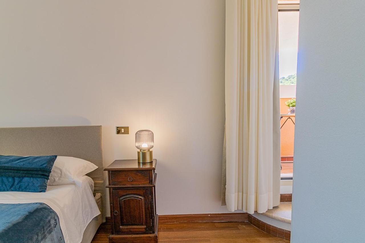 Villa Caterina La Maddalena  المظهر الخارجي الصورة
